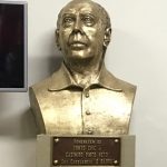 busto-casimiro-ponto-chic