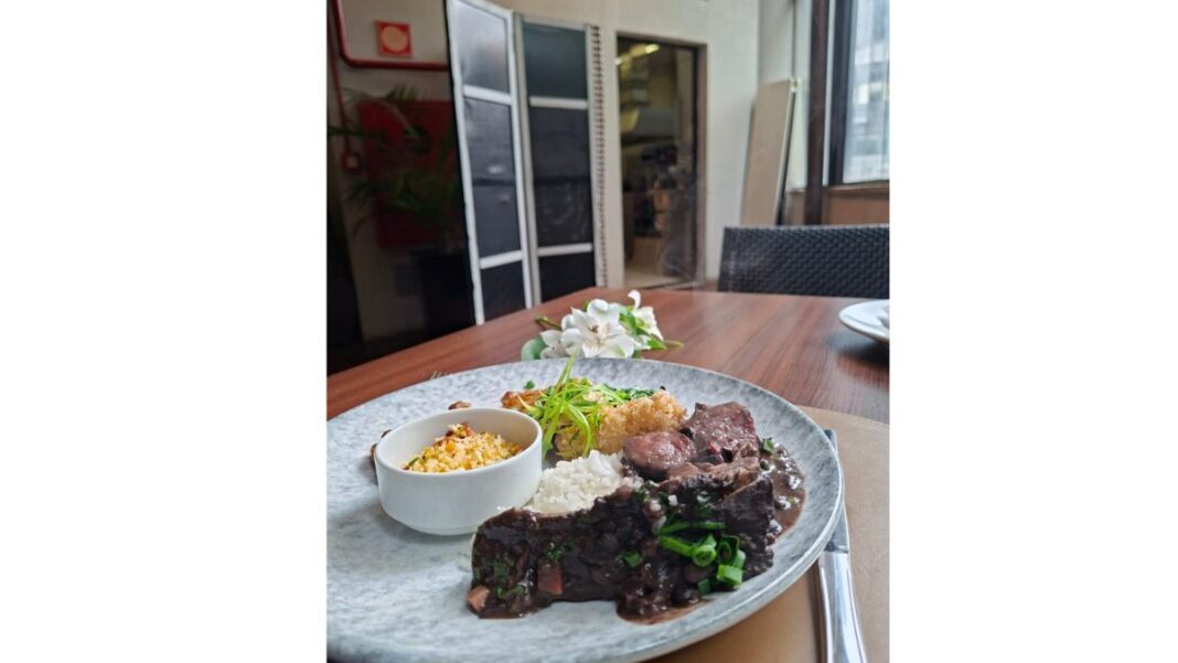 YVÁ Gastronomia - feijoada