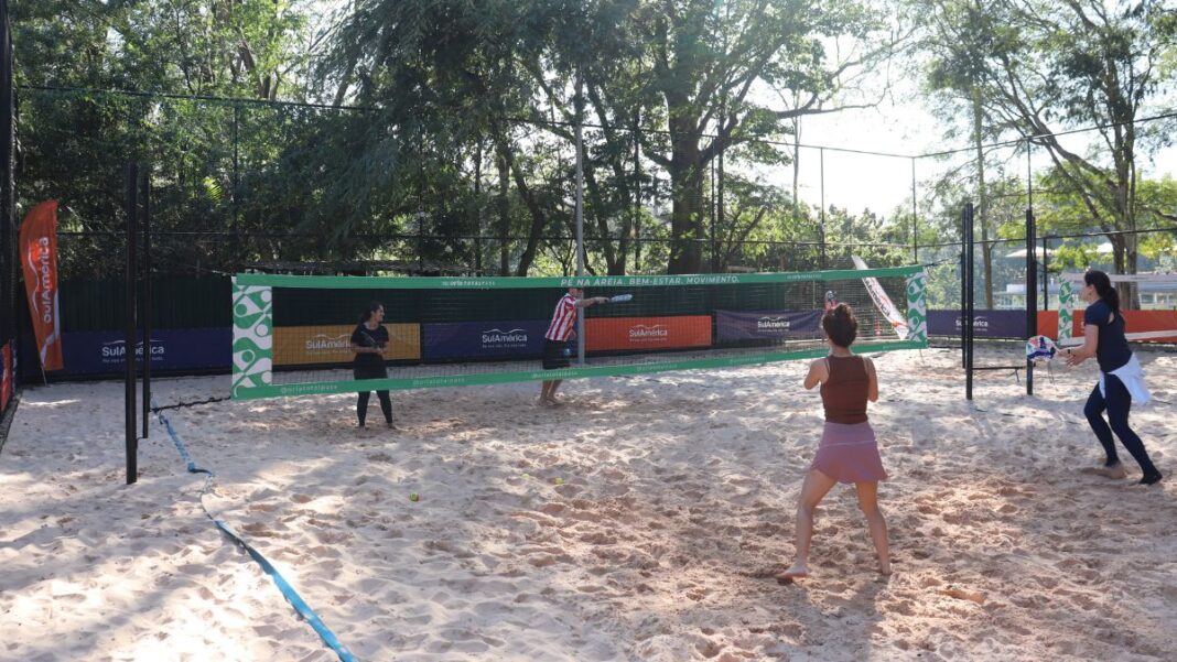 beach tennis